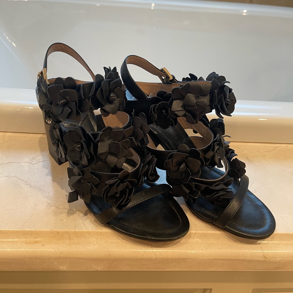 Tory Burch black leather floral design sandals.  Size 8.5